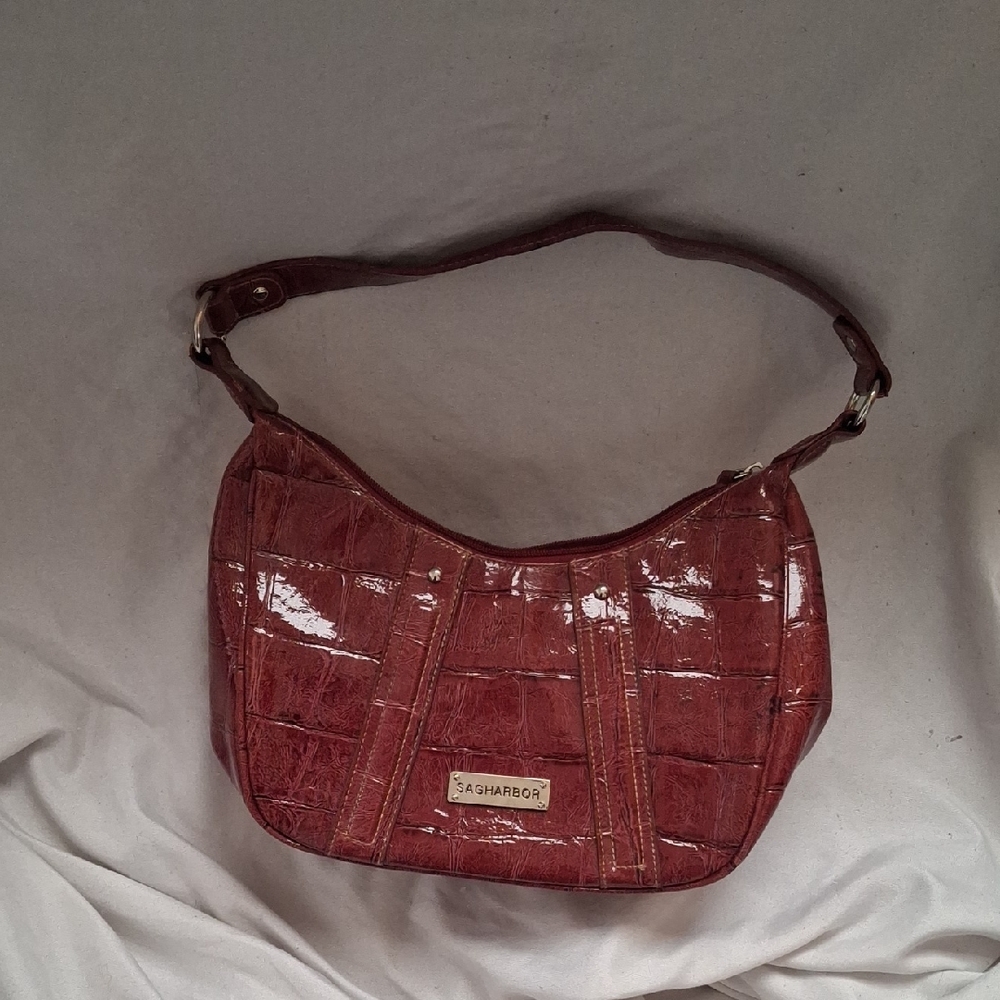 Sag Harbor Burgundy Croc-Embossed Shoulder Bag